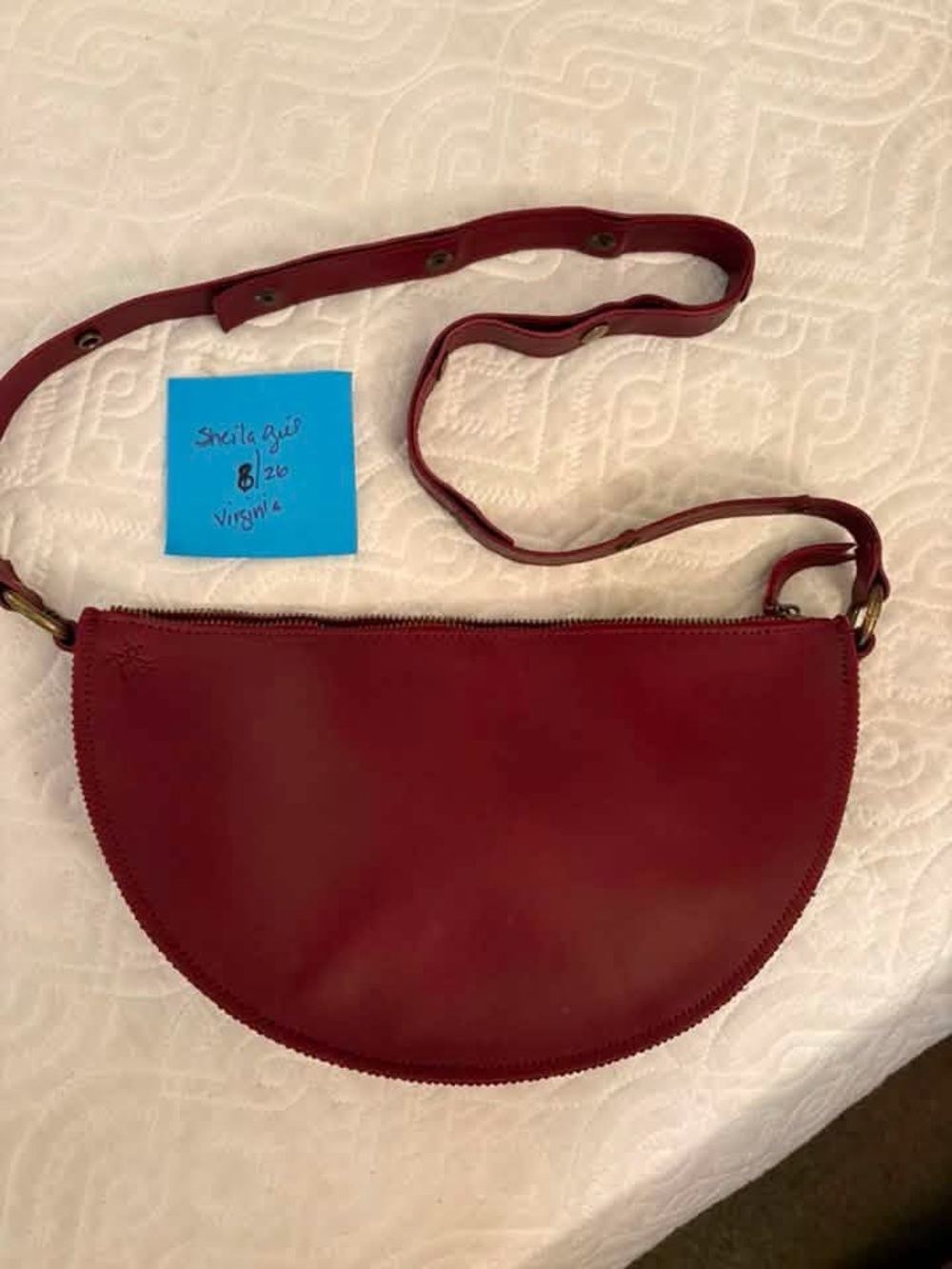 Cherry leather Biggie Bee - Lyons Leather - Picture 2 of 6